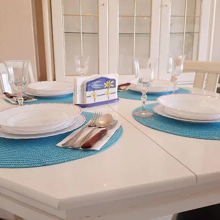 Apartment Belvilla By Oyo Sky-high Seaside Flat, Cleaning Included